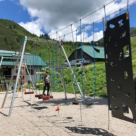 Zettlerhuette * Planneralm
